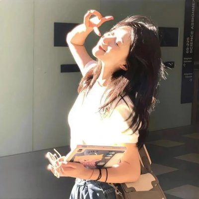 老娘还没死第二季海报